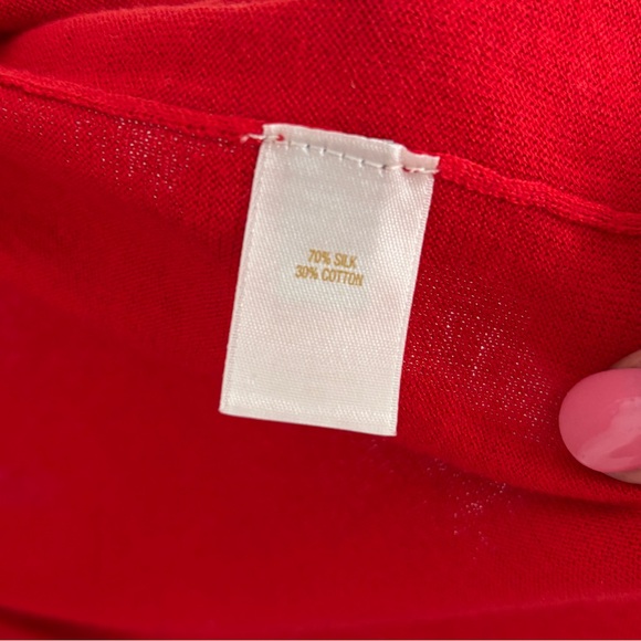 Red Kate Spade Somerset cardigan. Size medium. 70% silk and 30% cotton - Picture 2 of 10